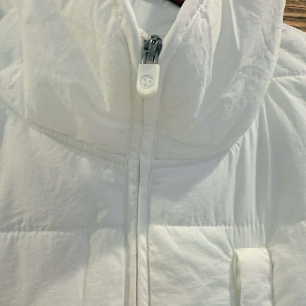 Zella Packable Ivory Cloud Puffer Vest NWOT - Picture 7 of 14
